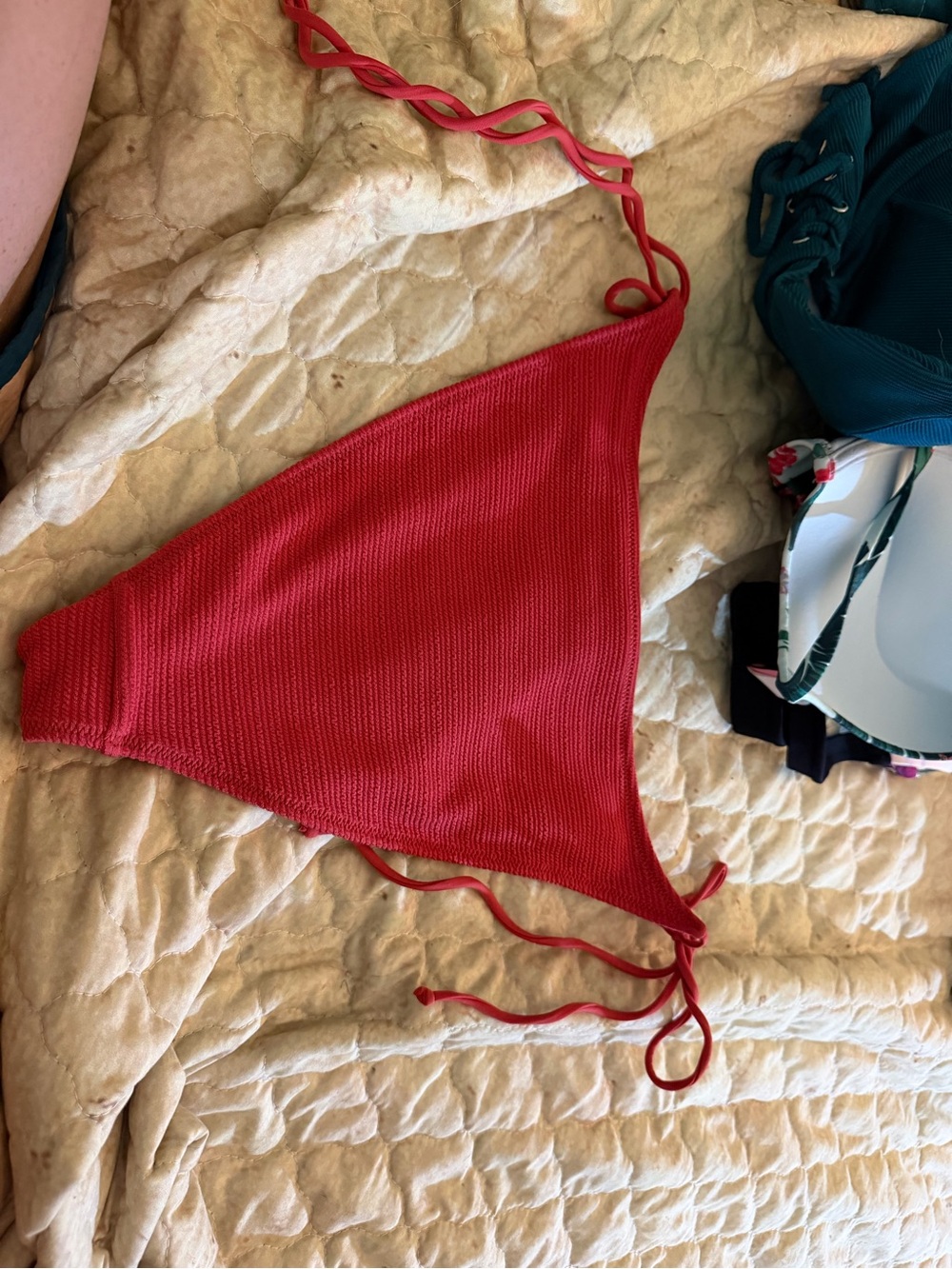Bikini Lot 🌺 - Picture 4 of 14